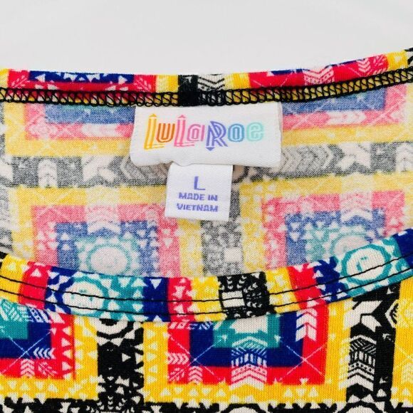 Lularoe Size Large Yellow Southwestern Aztec Print Short Sleeve Irma Tunic Top - Picture 5 of 6